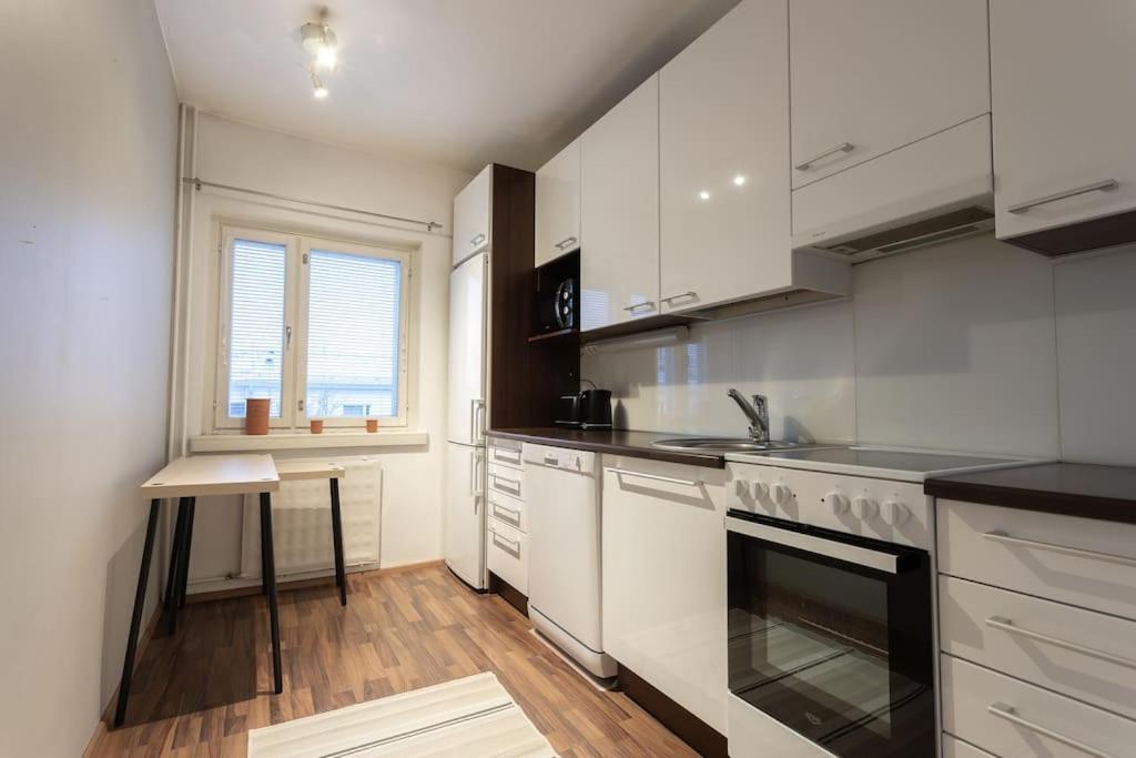 Appartement Tilava Huoneisto Helsingissa à Helsinki Extérieur photo