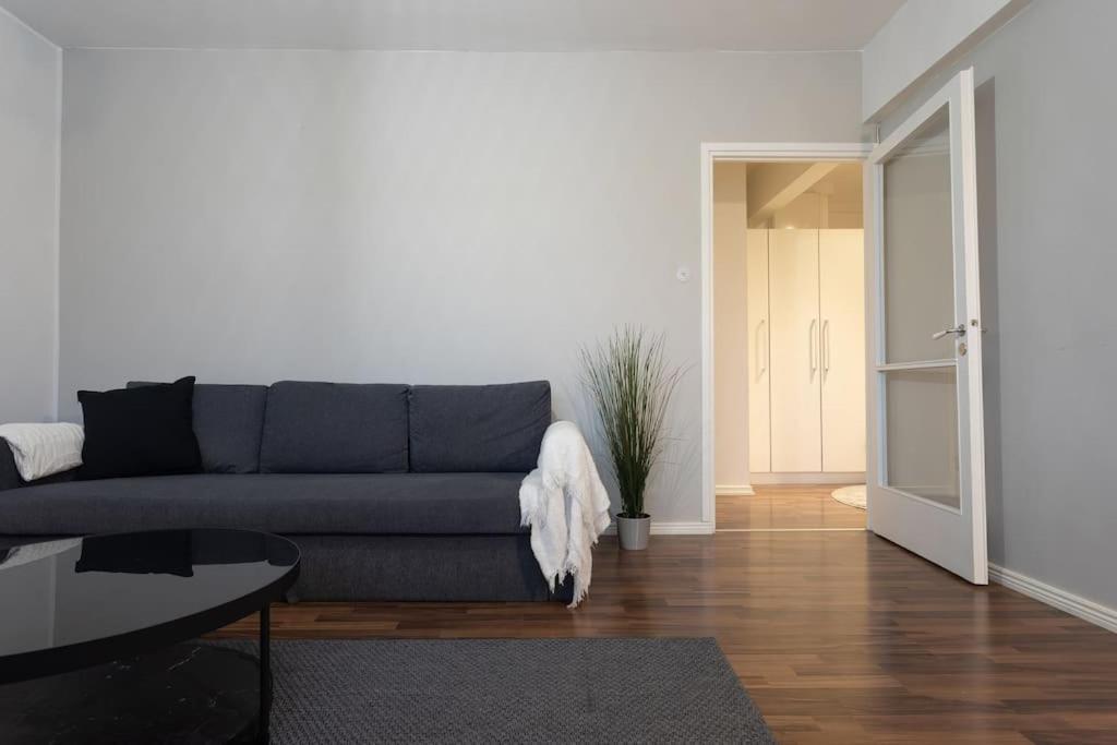 Appartement Tilava Huoneisto Helsingissa à Helsinki Extérieur photo
