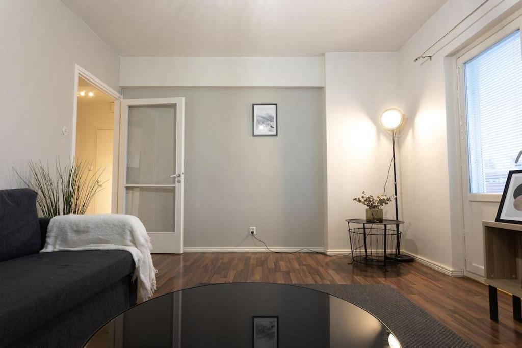 Appartement Tilava Huoneisto Helsingissa à Helsinki Extérieur photo